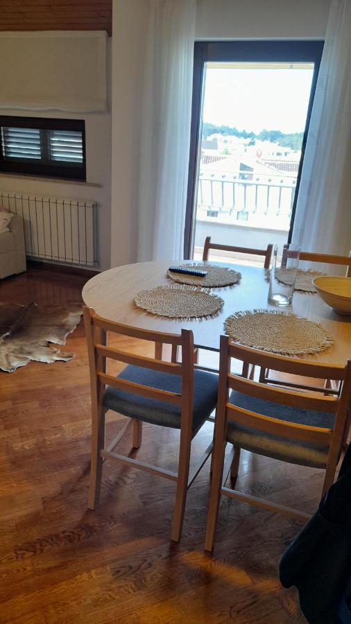 Apartment Maras Poreč Exterior foto